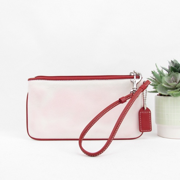 Coach Limited Edition Vintage Wristlet - Picture 3 of 6